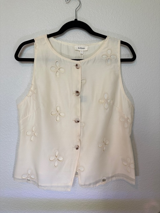 bohme Tops - Böhme Andie Embroidered Button Up Top